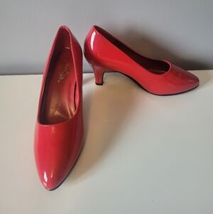 Pleaser Divine Block Heel Classic Pump, VGUC, Size 9